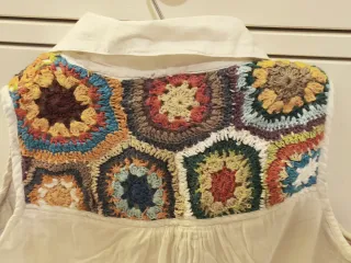 Camisa blanca con detalles crochet