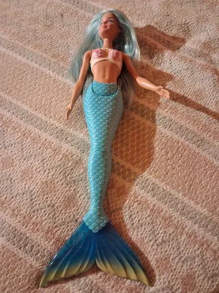Barbie Sirena Azul Casi Nueva