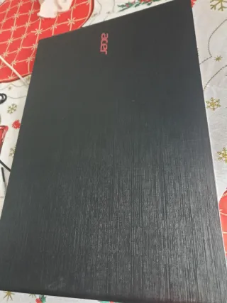 Portatile Acer E5/8GB/rosso