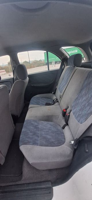 Nissan Almera 2.0 D 75 cv