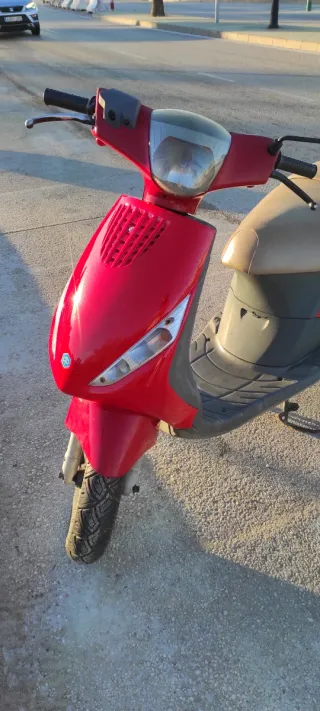 Piaggio Zip 49cc 2T Roja