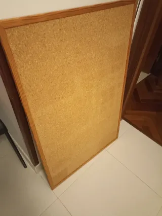 Tavola di sughero con cornice in legno 90 x 60