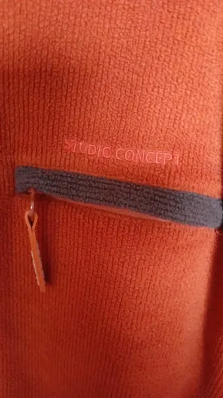 Polar con cremallera y bolsillo