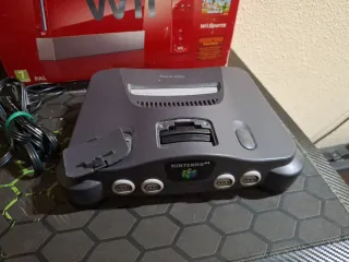 Nintendo64 PAL + Cartucho Everdrive+2 mandos