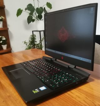 Portátil Omen i7 4 a 32GB GTX 1050Ti