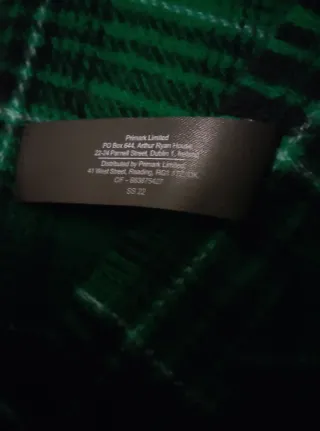 Bufanda cuadros verde Primark casi sin uso 200x180