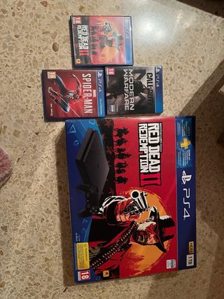 Console PS4 + 3 Giochi