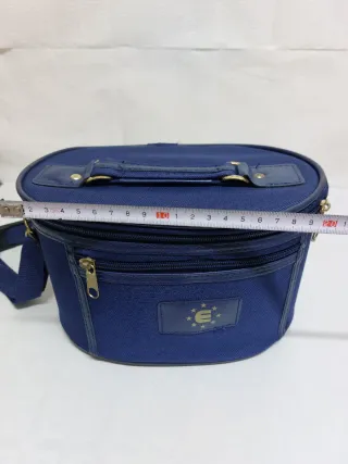 Neceser de aseo azul marino