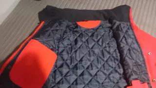 Chaqueta impermeable mujer roja