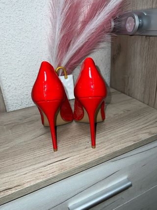 Tacones Rojos Brillantes Malla