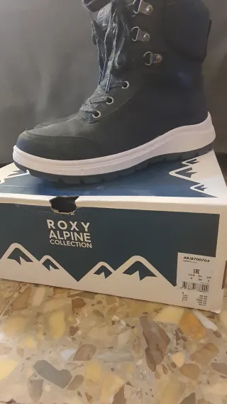 Botas Roxy Negras y Blancas