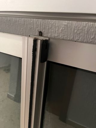 Marco ventana aluminio 120x145,5 cristal ahumado