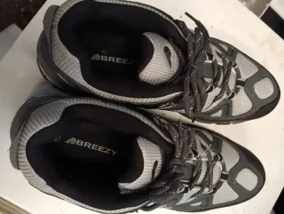 Zapatos Breezy Trekking Negros y Grises