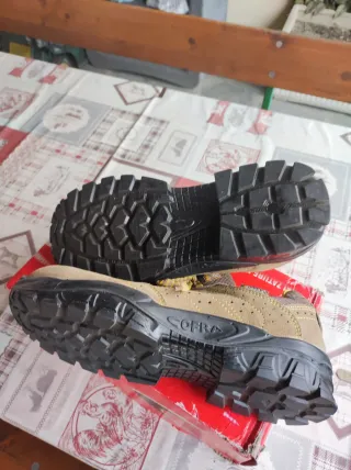 Scarpe antinfortunistiche