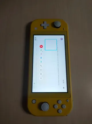 Nintendo Switch Lite Amarilla