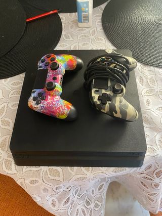 Console PS4 (PlayStation 4) Nera