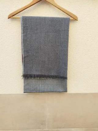 Bufanda Emidio Tucci. Nueva