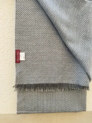 Bufanda Emidio Tucci. Nueva