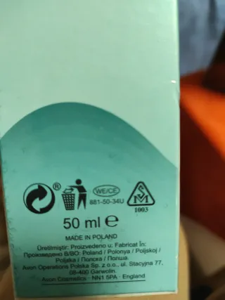 Collezione di profumi Avon Far Away 50ml