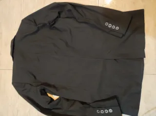 Blazer Zara Nero con Spalla Lucida