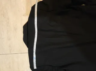 Blazer Zara Nero con Spalla Lucida