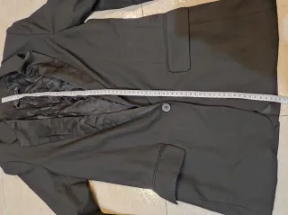 Blazer Zara Nero con Spalla Lucida