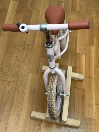 Bici de equilibrio Banwood rosa