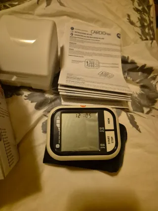 Tensiómetro Digital de Muñeca PIC CardioFree