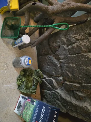 Acuario 240L con accesorios