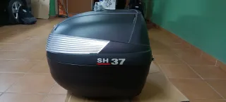 Baúl Shad para Moto Negro