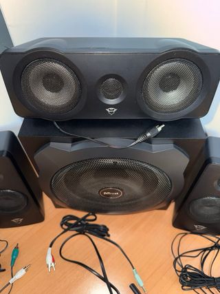 Altavoces Trust Tytan 5.1 GXT 658