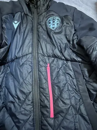 Chaqueta Macron Levante UD Negra Talla xl