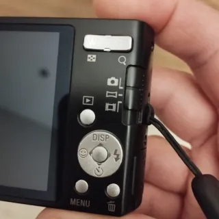 Cámara Sony Cyber-shot 14.1 MP Negra