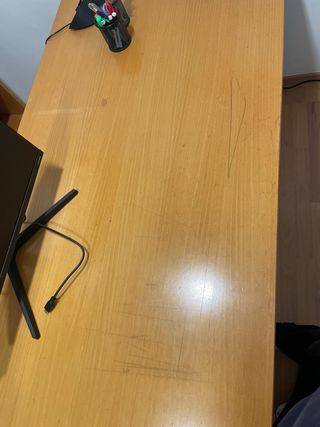 Mesa escritorio madera y metal