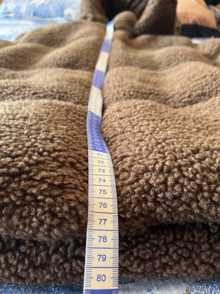 Chaqueta plumas marrón capucha extraible