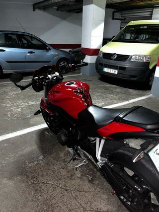 Triumph Street Triple 660 limitada para A2 2019