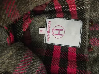 Giacchetto a quadri grigio e fucsia