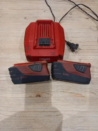 Cargador Hilti y 2 baterías