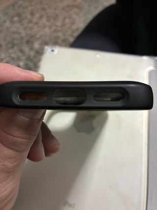 Funda iPhone 13 Quad Lock Negra