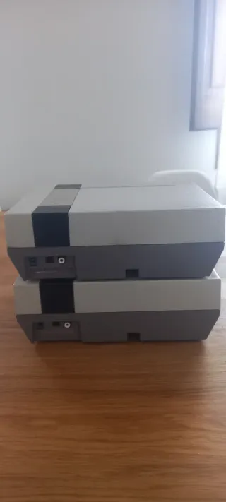 Nintendo NES. Donante. 2 Nintendo nes .