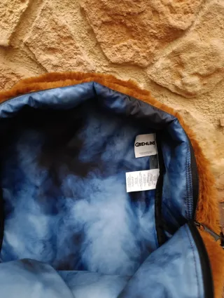 Mochila Eastpak Gremlins Marrón y Blanca