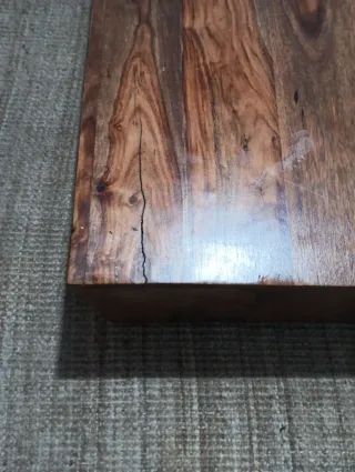 Mesa de centro de madera de palisandro mazizo