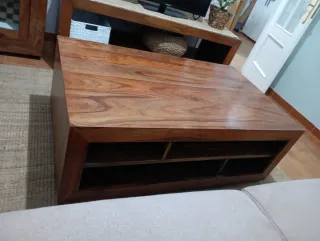 Mesa de centro de madera de palisandro mazizo