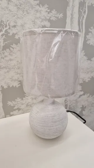 2 lámparas mesita de noche nuevas en blanco