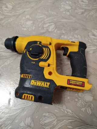 Taladro Percutor Dewalt 18V