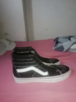 Tenis Vans Negros y Blancos Sin Usar
