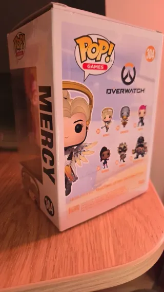Funko Pop! #304 Overwatch Mercy Exclusivo