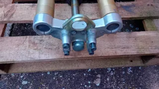 Suspensión Showa Invertida Derbi Senda