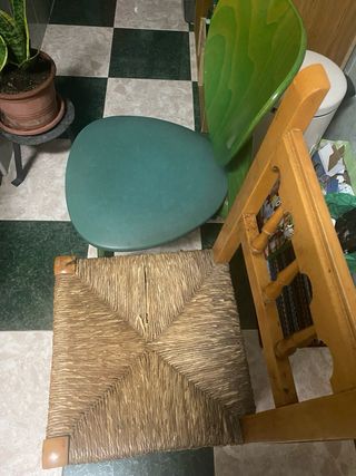 Mesa de cocina y sillas