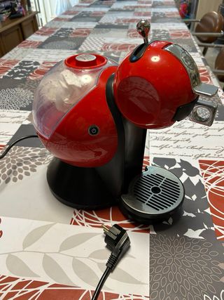 Cafetera Dolce Gusto Krups Vintage Roja